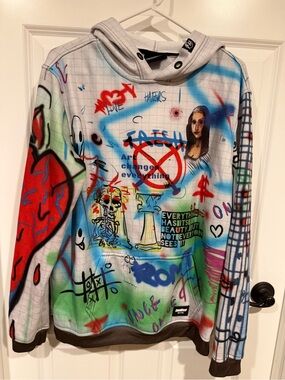 Fresh Hoods Men’s Size M Graphic Print Pullover Hoodie, Multicolor